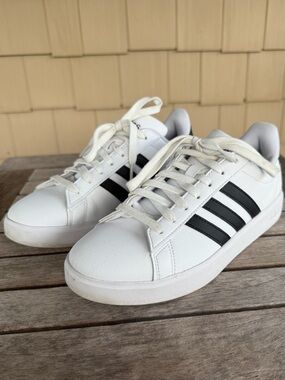 Adidas Grand Court 2.0 White Black Stripe Sneakers Women’s 7